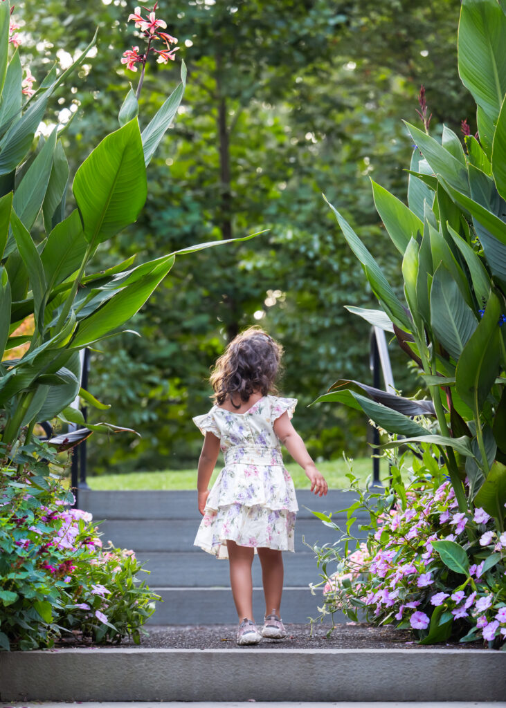 natural children’s portrait in springtime